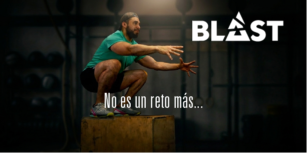 Atleta entrenando en MANIAC, programa de entrenamiento híbrido de fuerza y endurance de TRIBU Fit Ca