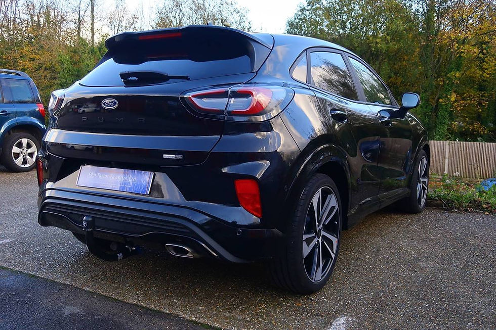 Ford Puma 2023 with Tow Trust detachable towbar