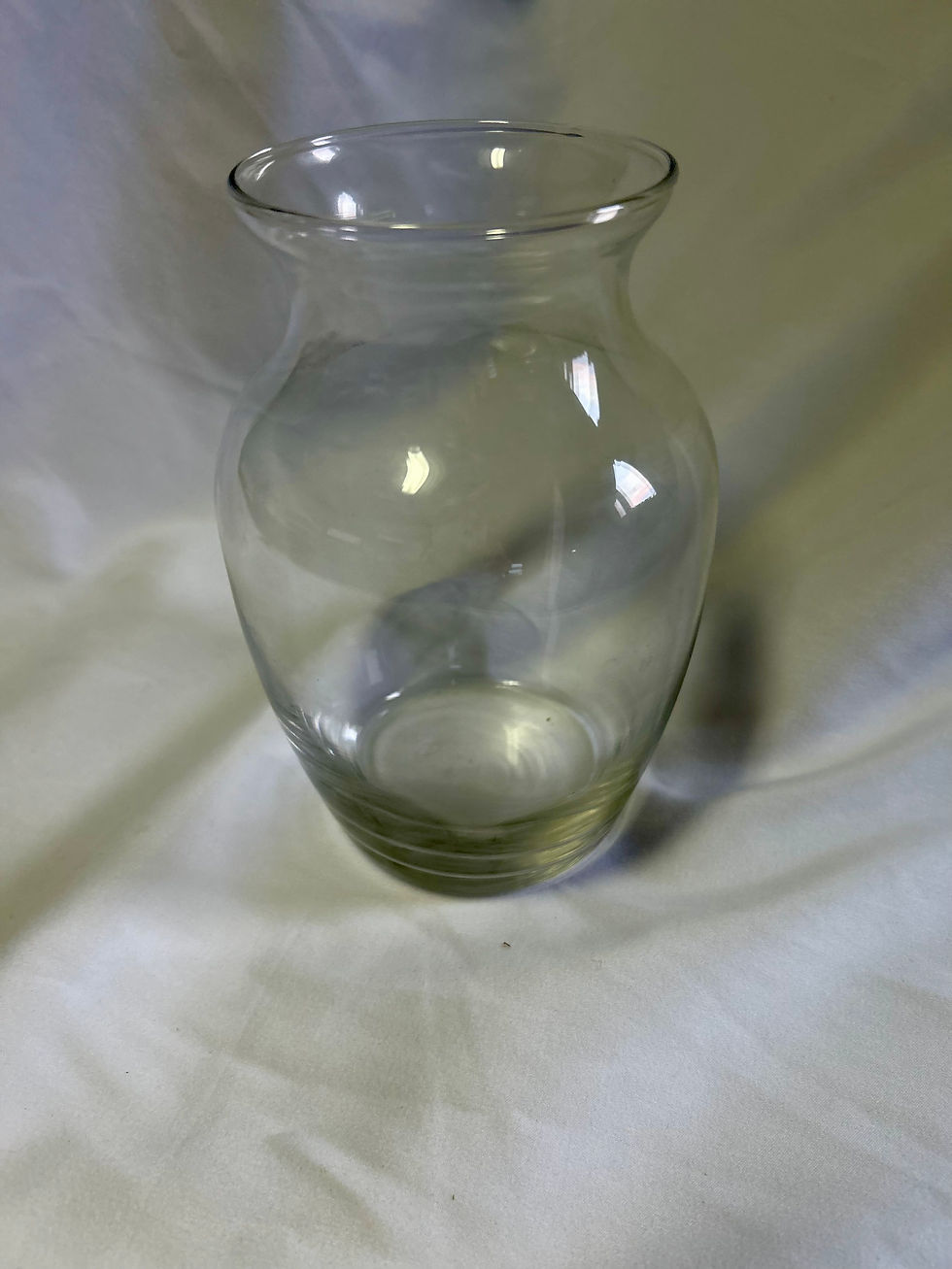 Thumbnail: Various clear glass vases (price per vase)