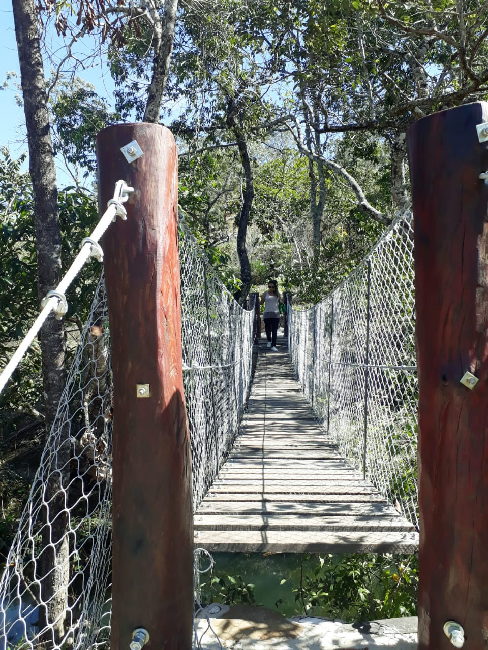 Ponte pênsil prepara o visitante para Ponte da Tremedeira