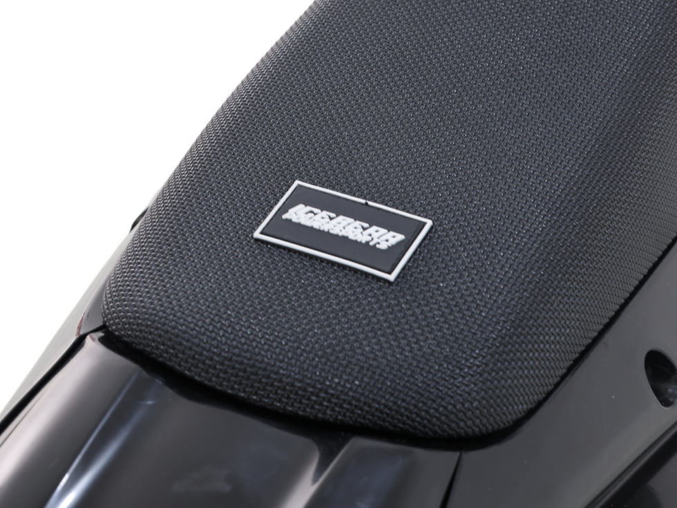 Close-up seat