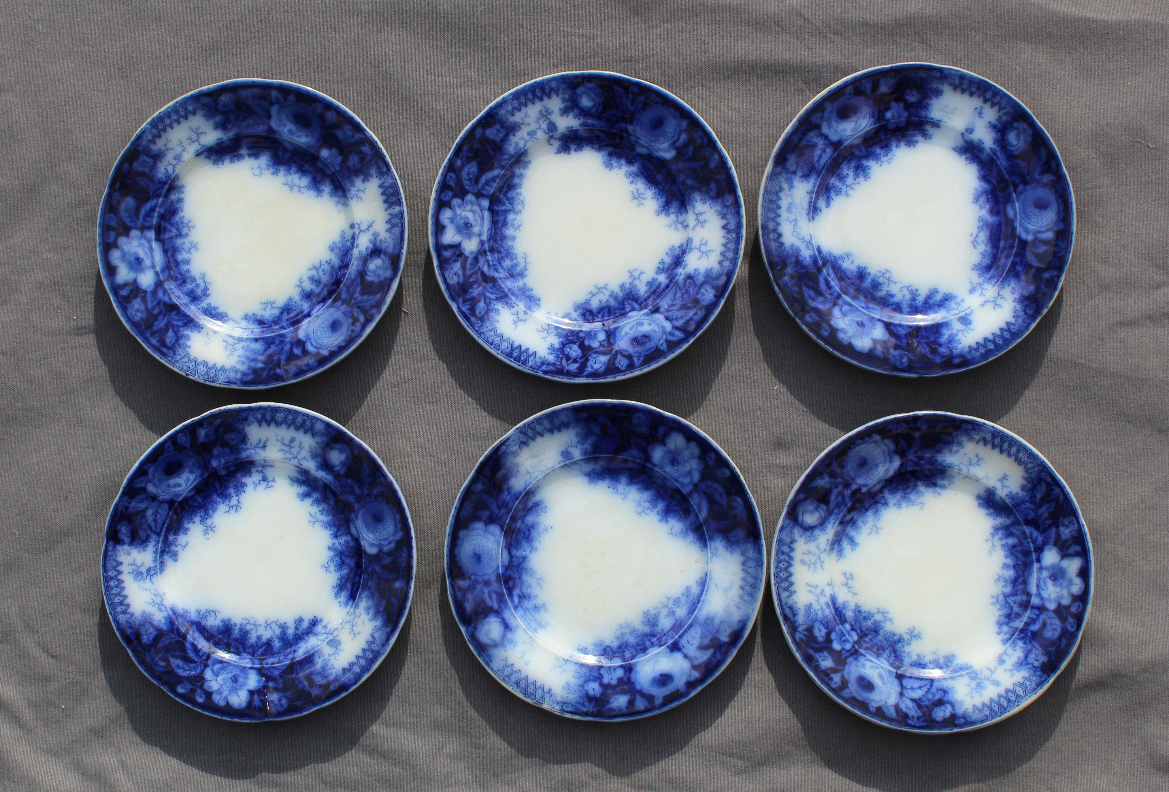 6 Assiettes en faience de Sarreguemines U&C modèle Jardinière