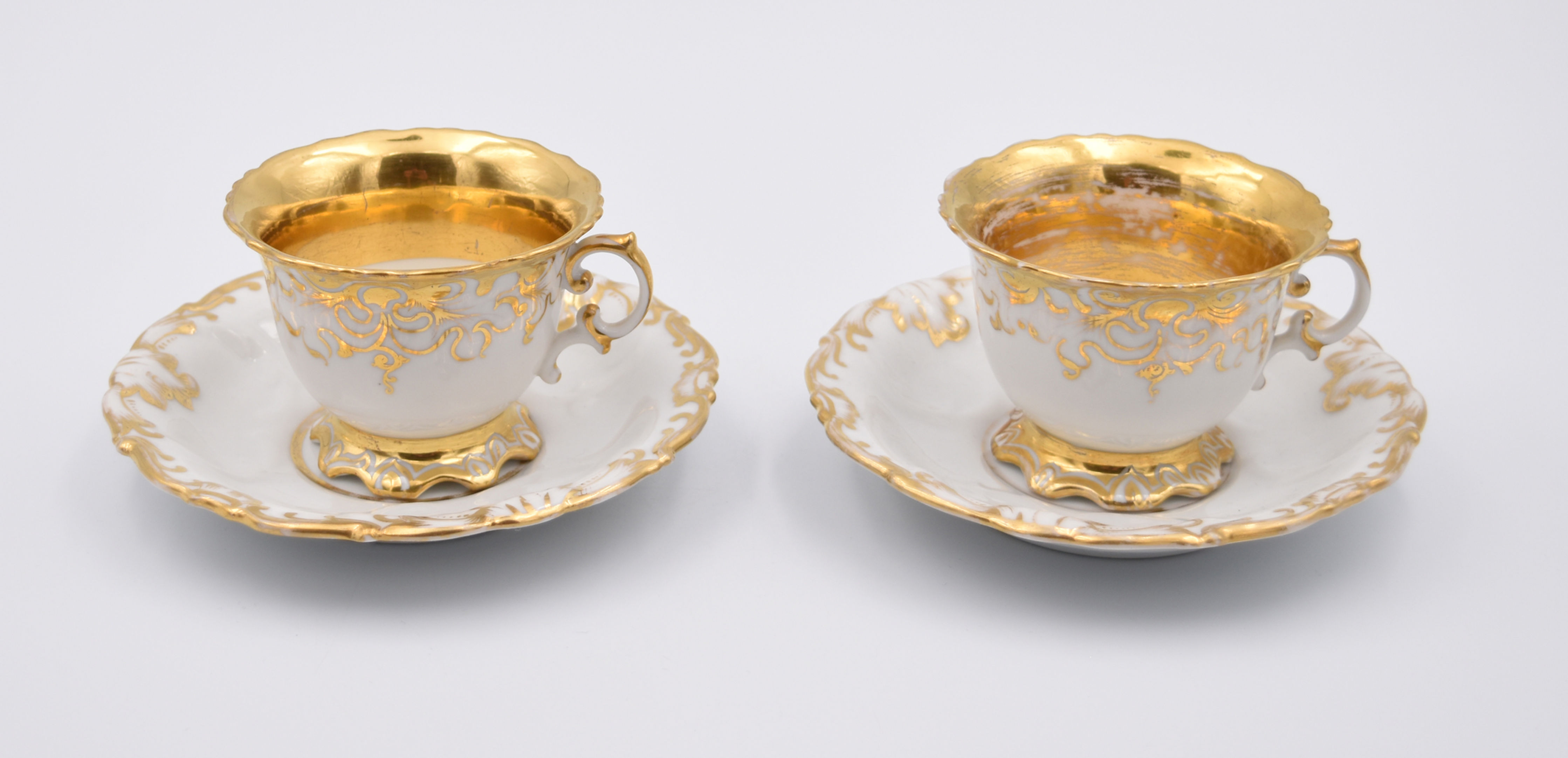 Paire De Tasses Et Sous Tasses En Porcelaine De Paris Louis Philippe XIX ème ajantiquites