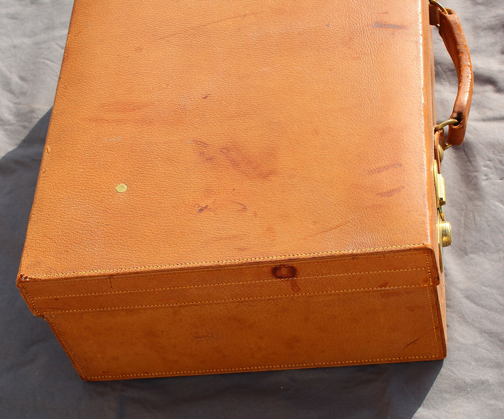 Thumbnail: VALISE DE VOYAGE VINTAGE EN CUIR MAPPIN & WEBB PARIS AVEC ACCESSOIRES 63*42 CM