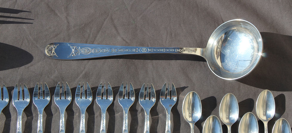 Thumbnail: MENAGERE CHRISTOFLE MODELE VILLEROY 91 PIECES EN METAL ARGENTE BEL ETAT