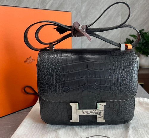 Hermès Constance 24 | Graphite | PHW | Matte Croco | D Stamp