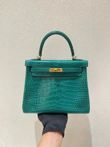Hermès Kelly 25 | Z6 Malachite | GHW | Matte Croco | D Stamp