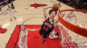 Ryškus Buzelio epizodas neišgelbėjo: „Bulls“ namuose pralaimėjo ir autsaideriams