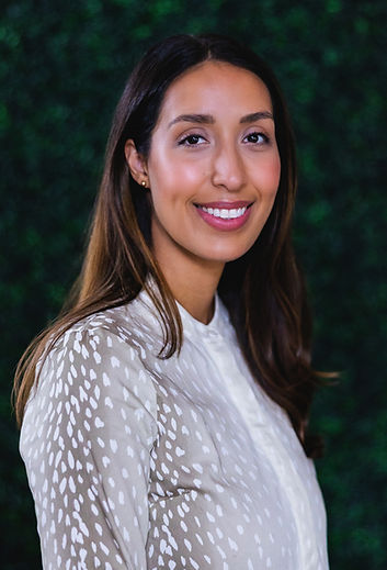 Dr. Camila Deluke