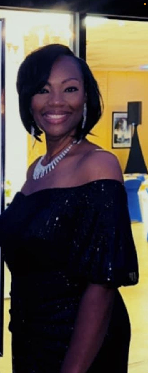 Rhonda Rice- Matron of Honor (1)_edited.jpg