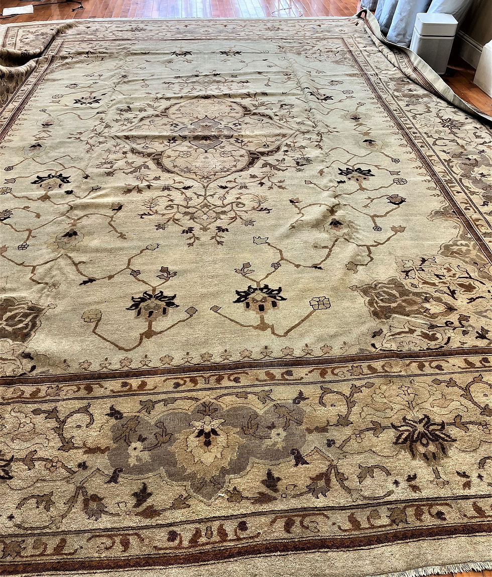 14' x 18' India Agra Rug, perfect for making a bold statement in any room. Handwoven from premium wool,