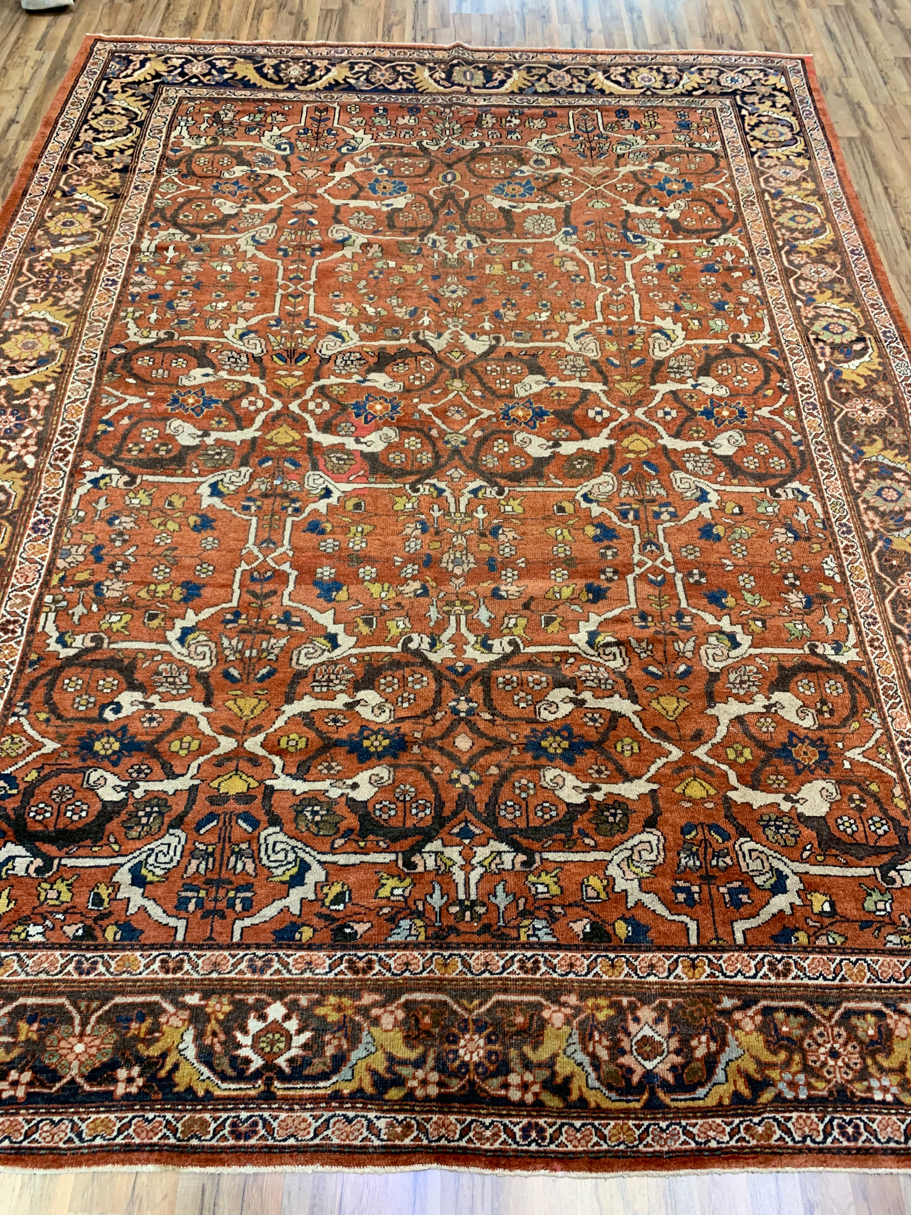 Persian Mahal rug! 10'2" x 13'8", hand-knotted wool. Traditional floral design with rich colors to add timeless elegance,