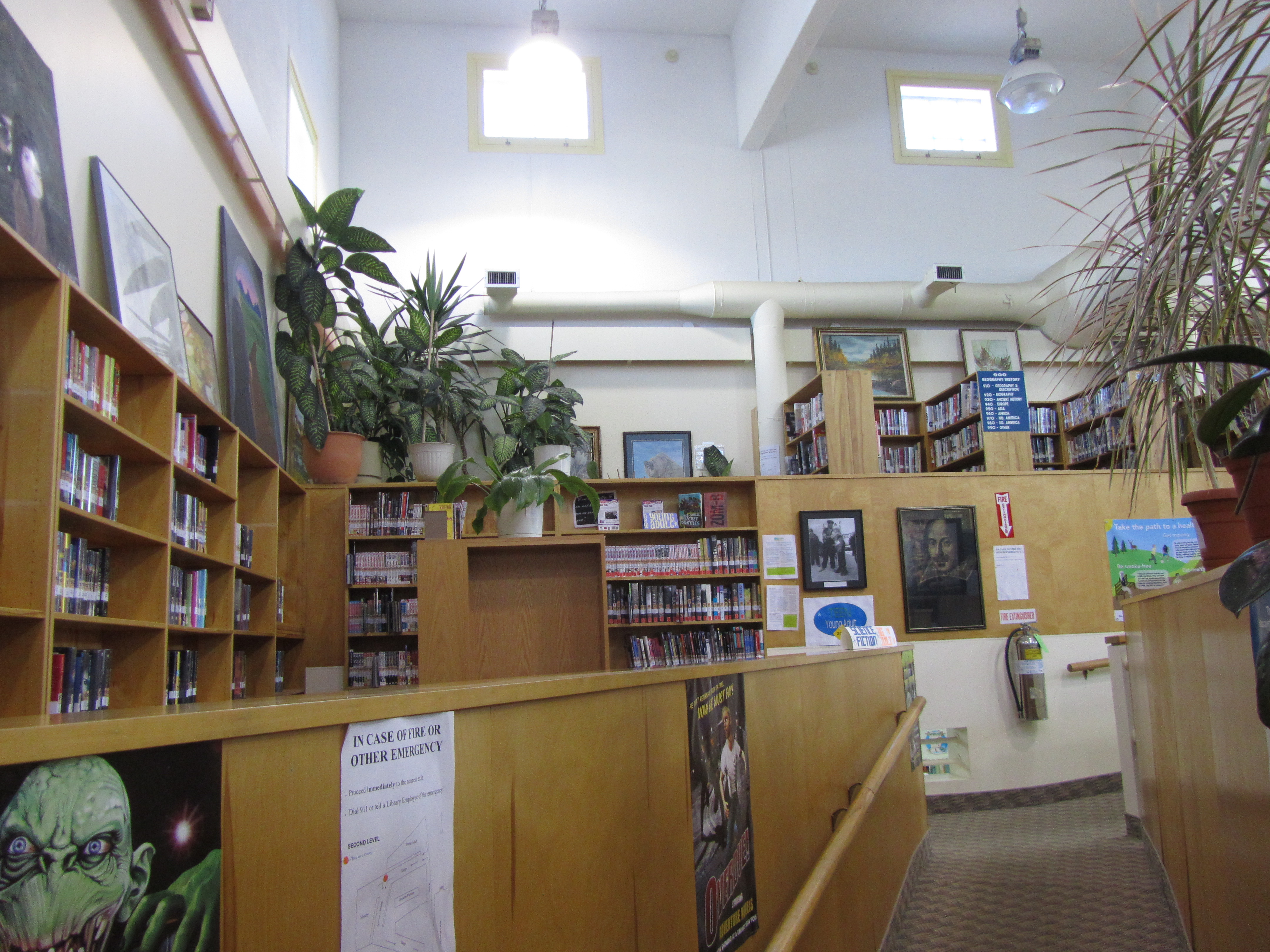 2013 09 16 The Pas Regional Library 002