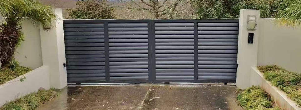 Gates & Blinds