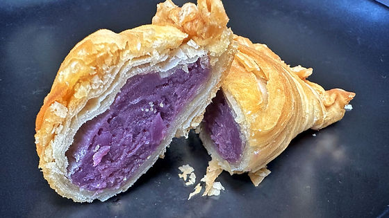 ★ Ube & Young Coconut Puff (3pcs)