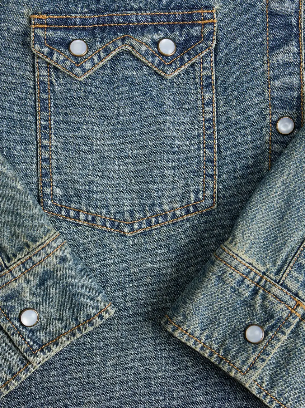 Thumbnail: Camicia jeans lavaggio sabbiato