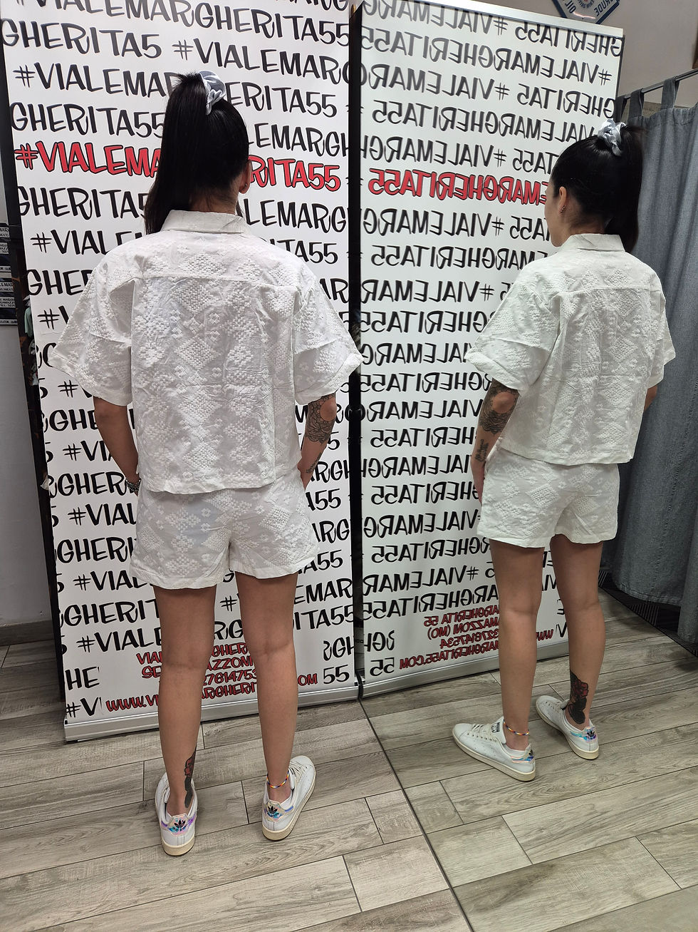 Thumbnail: Short in cotone sangallo