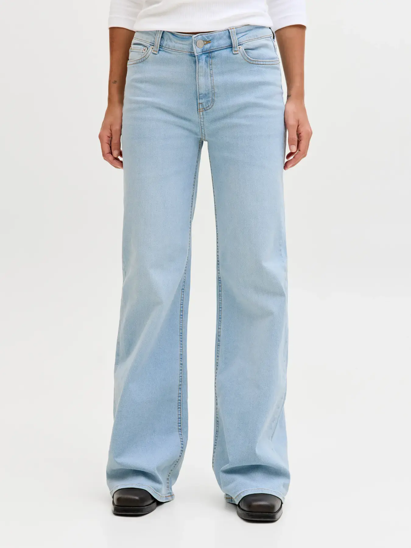 Jeans flare elasticizzato lavaggio chiaro