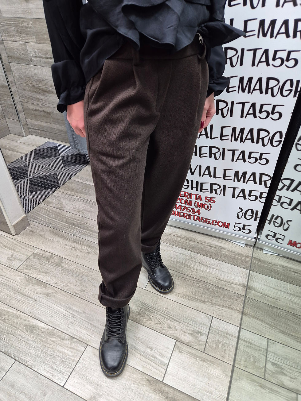 Thumbnail: Pantaloni pesanti tessuto spigato modello jogger