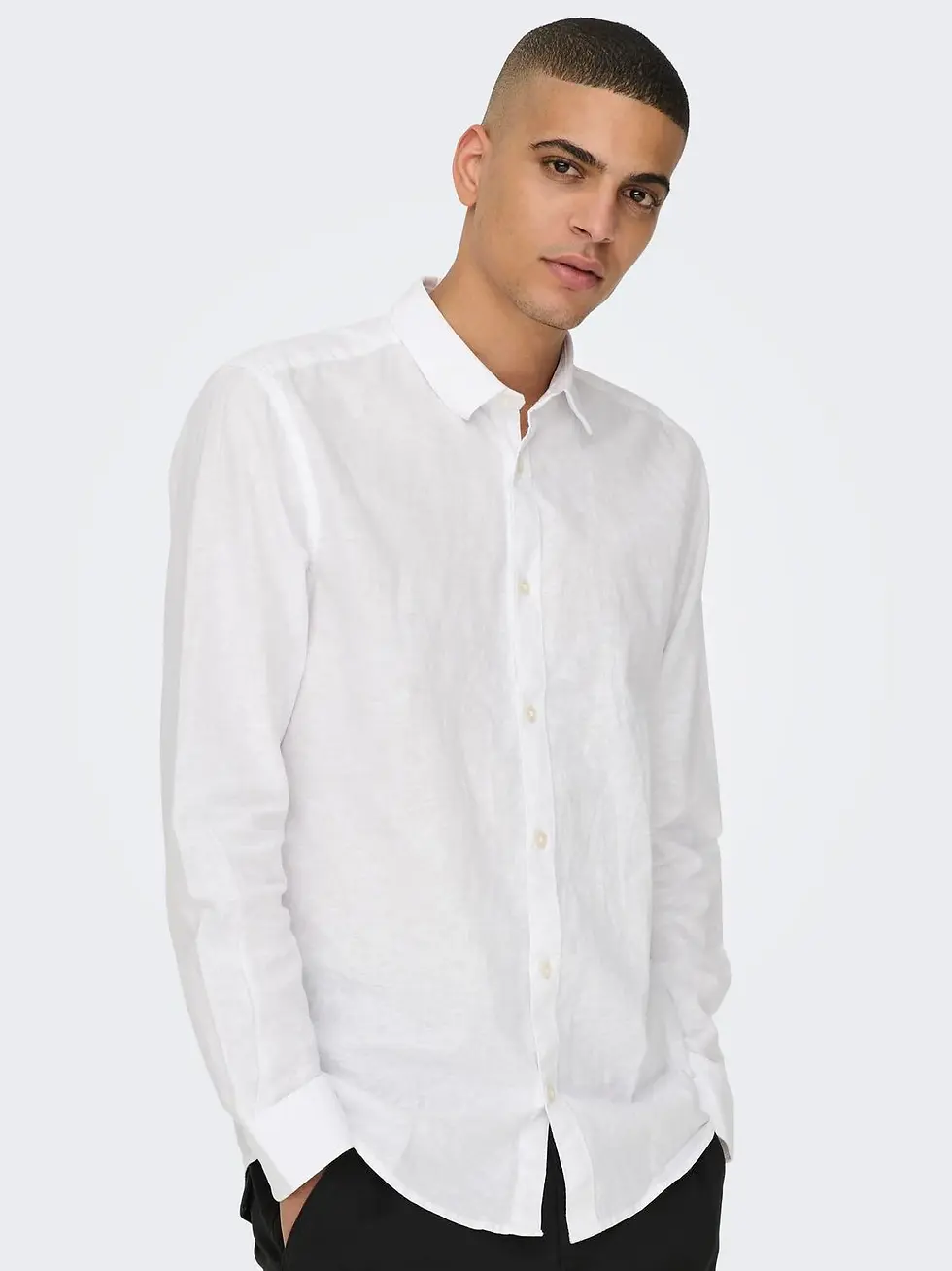 Camicia di lino basic a maniche lunghe