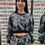 Miniatura: Felpa crop girocollo tie dye