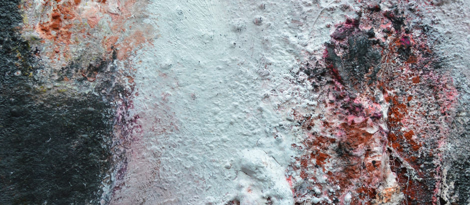 Hurler bruyamment en silence