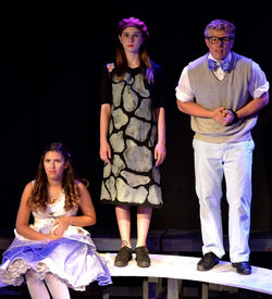 Luisa and Matt at the wall