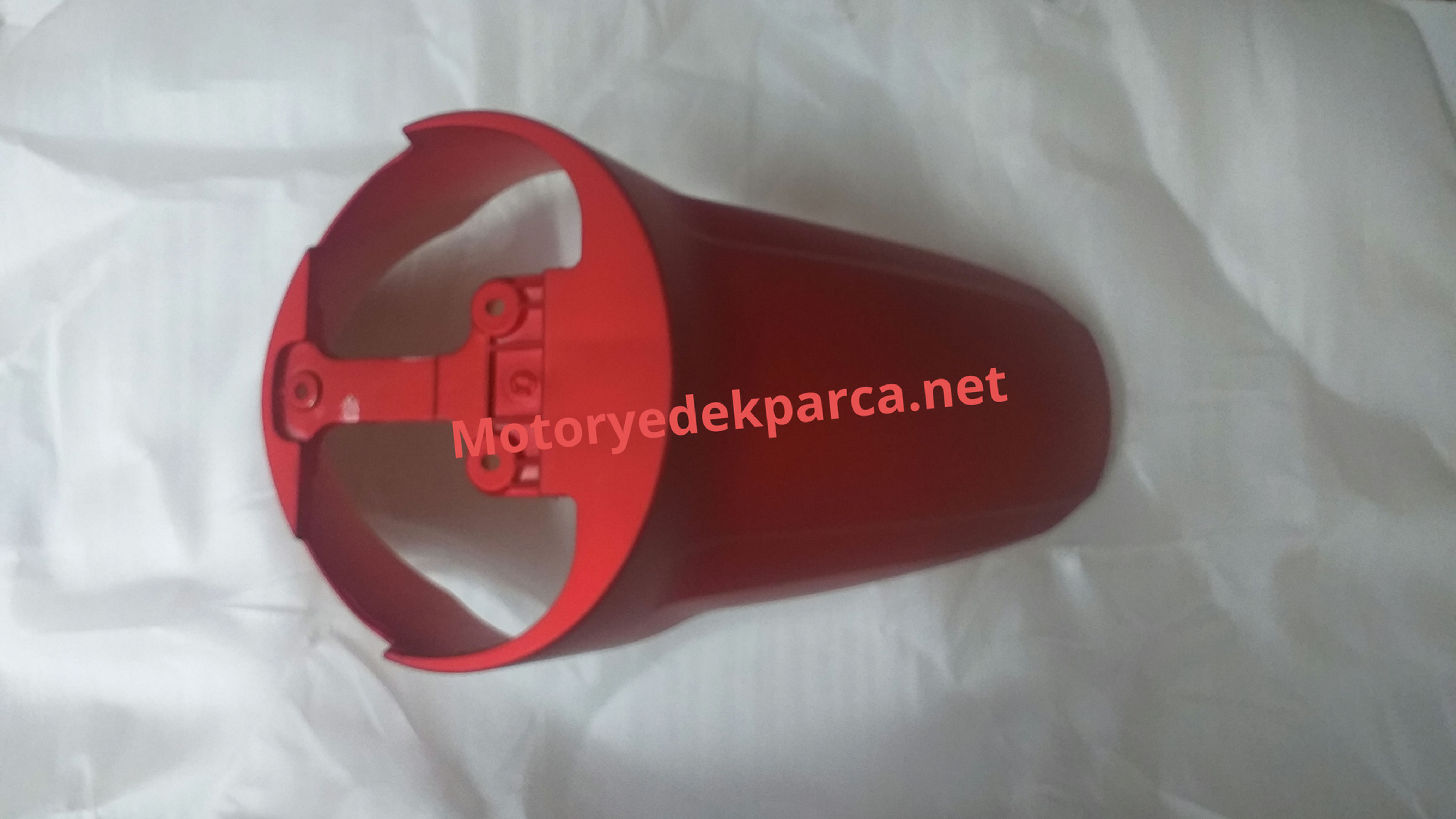 YK-32 PONY TWIN ÖN ÇAMURLUK