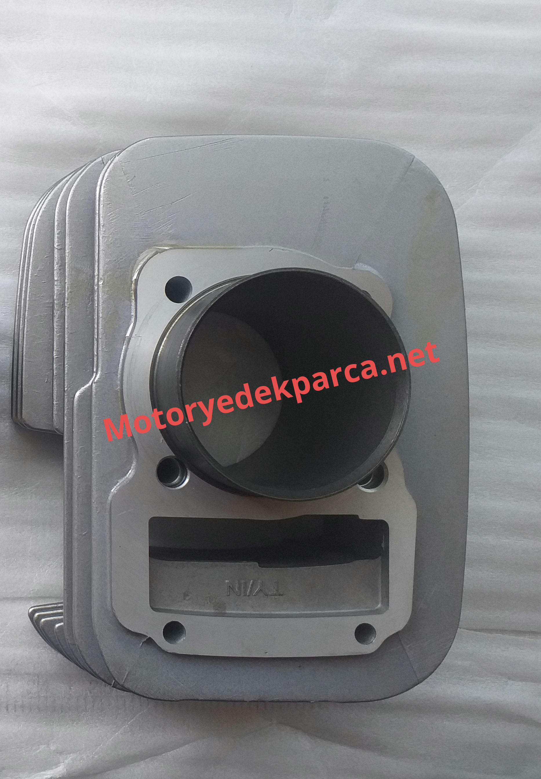 YUKİ AFŞİN SİLİNDİR