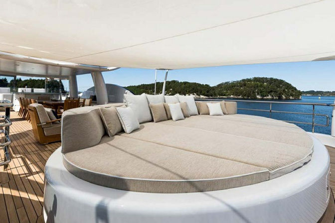 Circular sunbathing lounge area on Amigos luxury yacht