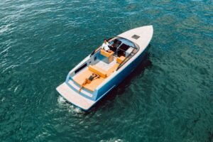 AXOPAR 37 open yacht with spacious sunbeds, perfect for day charters and coastal cruising in Saint-Tropez