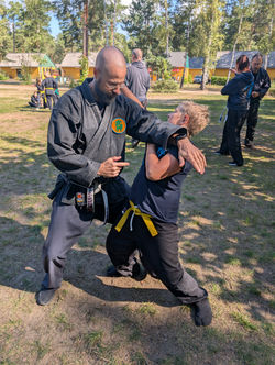 PXL_20250822_082337052.RAW-01.COVER