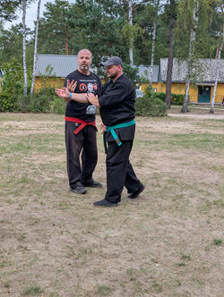 PXL_20250822_141233539.RAW-01.COVER