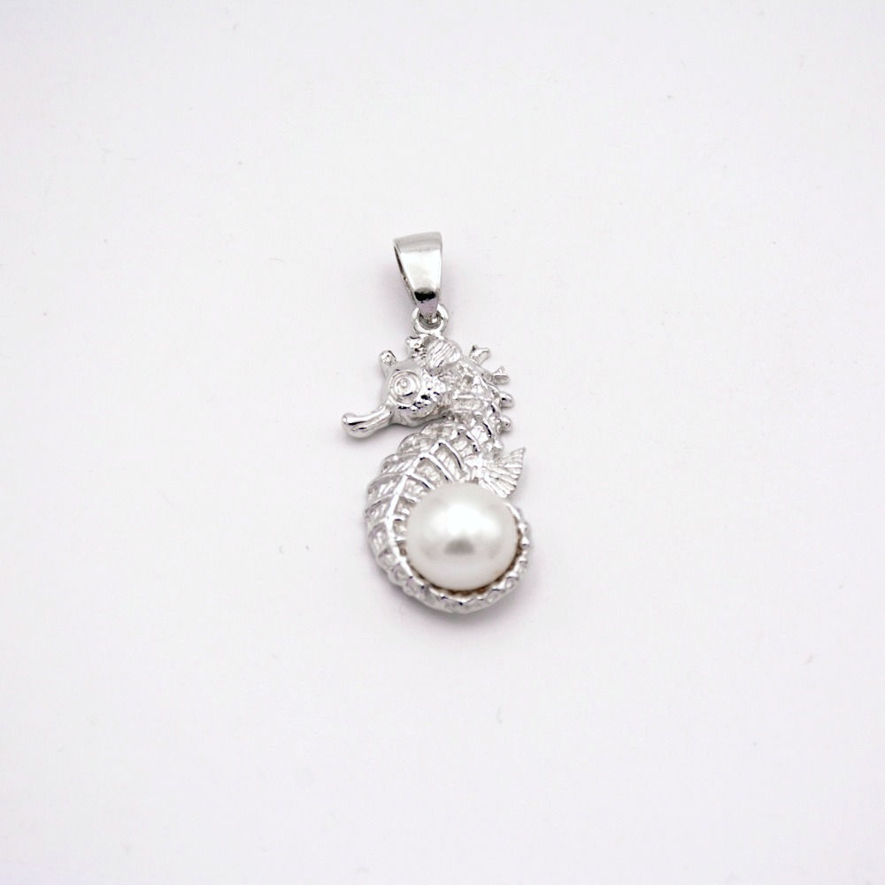 PEARL PENDANT