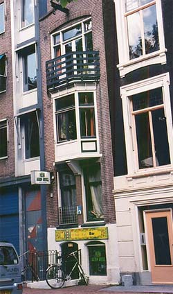 Hemp Hotel exterior