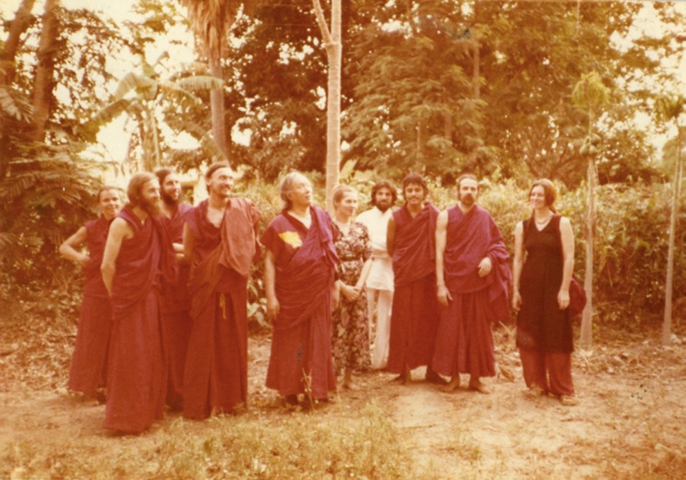 Mila (left) with buddhist teacher Guru Chimed Rigdzen Rimpoche (1978).