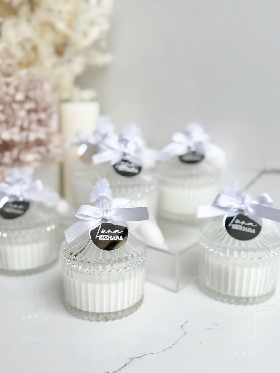 Thumbnail: Mini Scented Candles with Almonds