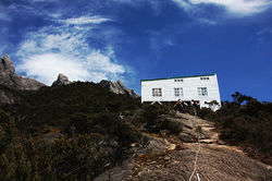 mount kinabalu pendant hut .jpg