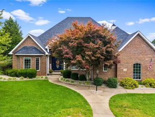 NEW LISTING $475,000