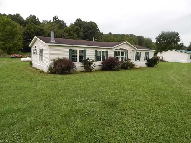 NEW LISTING $99,900