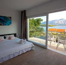 Bay-view bedroom