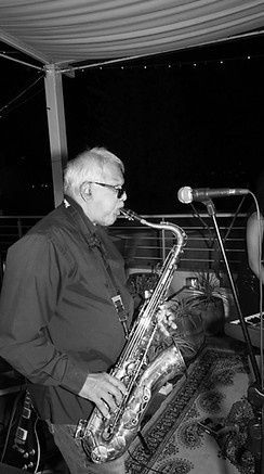 Corporate Event with Live Music Alt text: "Live singer entertaining guests at a corporate event in Bangalore"
