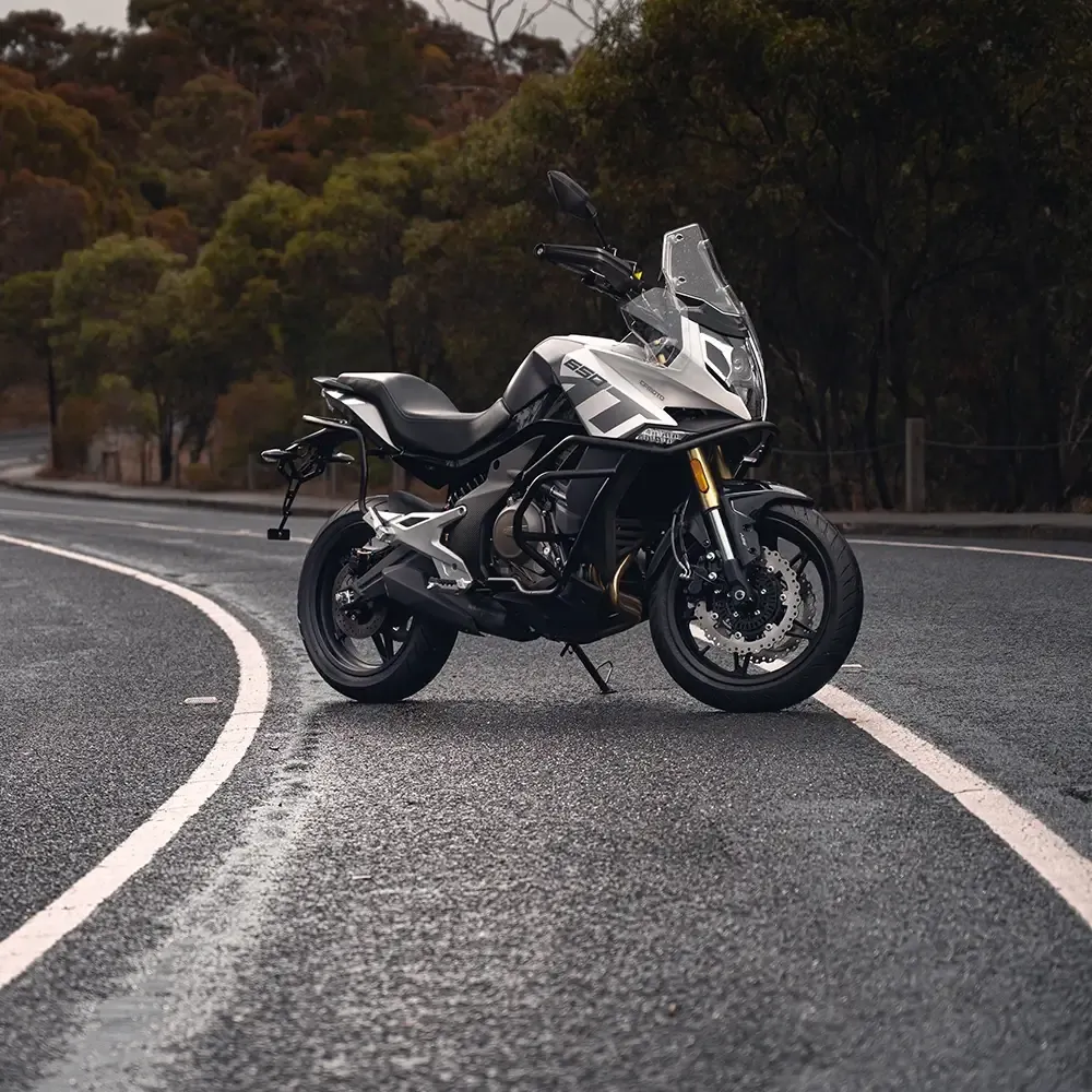 CFMOTO_650-MT-opis_1.webp