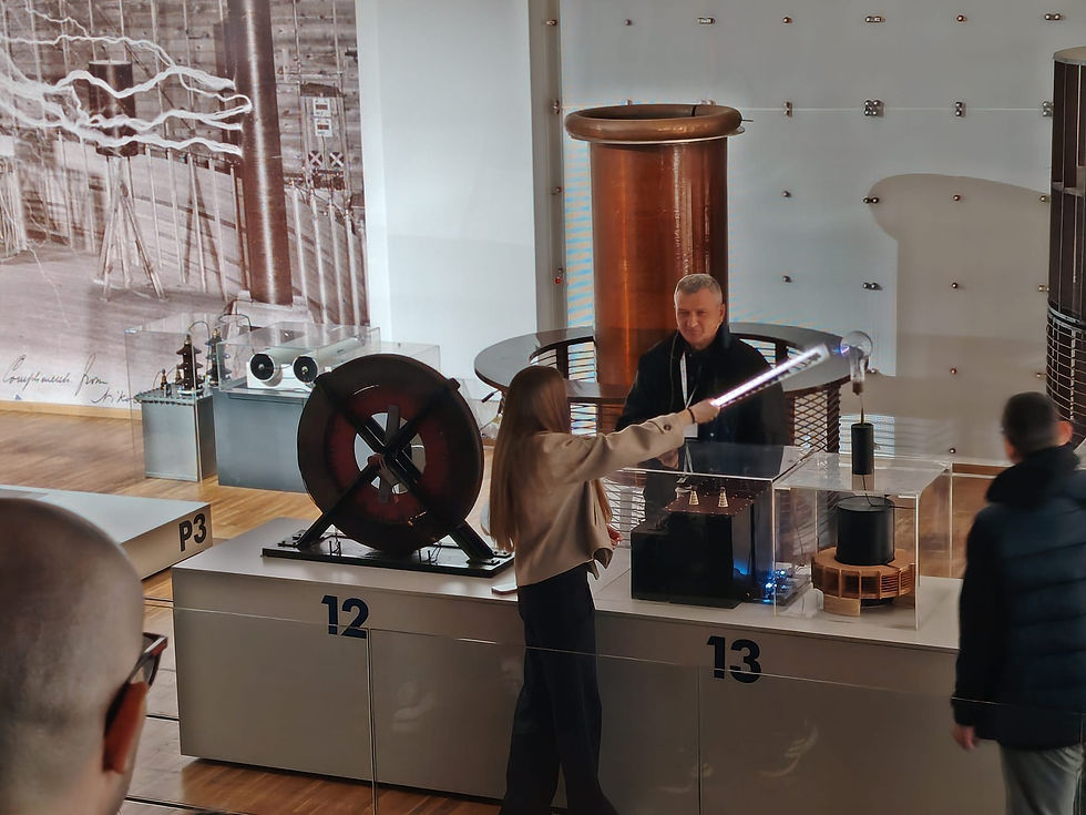 Posjet sedmog i osmog razreda Tehničkom muzeju Nikole Tesle