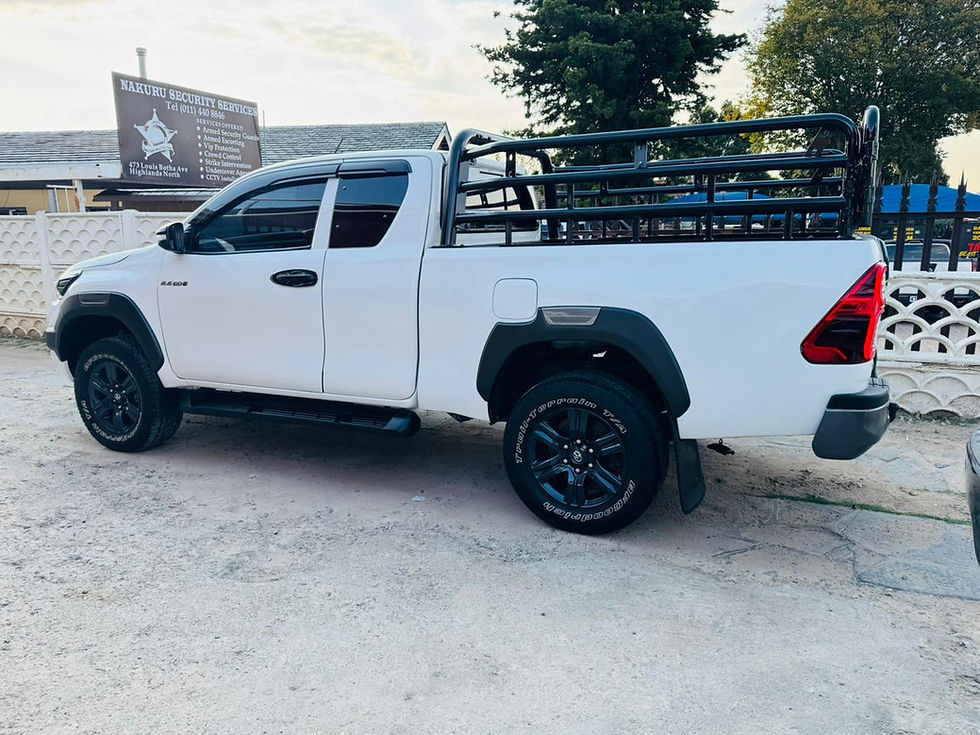 Thumbnail: 2020 Toyota Hilux 2.4GD-6 E/C: 89000km, FSH, Manual, Diesel.