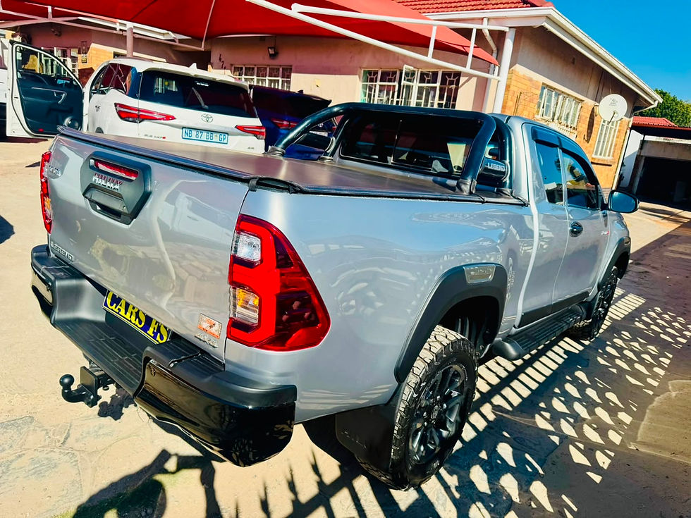 Thumbnail: 2022 Toyota Hilux 2.8GD-6 Extra Cab Legend 4x4: 79000km, FSH, Manual, Diesel.