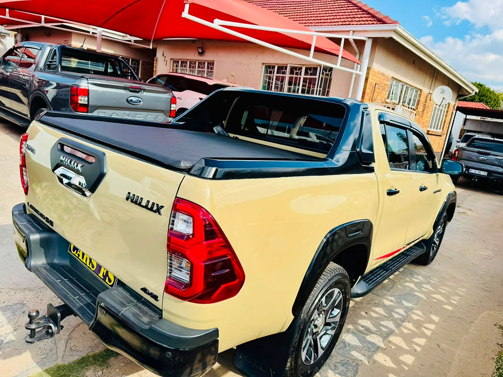 Thumbnail: 2025 Toyota Hilux 2.8GD-6 4x4: 90000km, FSH, Auto, Diesel.