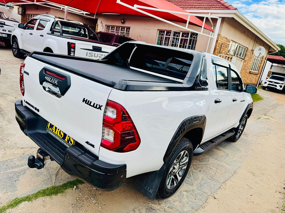 Thumbnail: 2024 Toyota Hilux 2.8GD-6 legend 55 4x4: 21000km, FSH, Auto, Diesel.