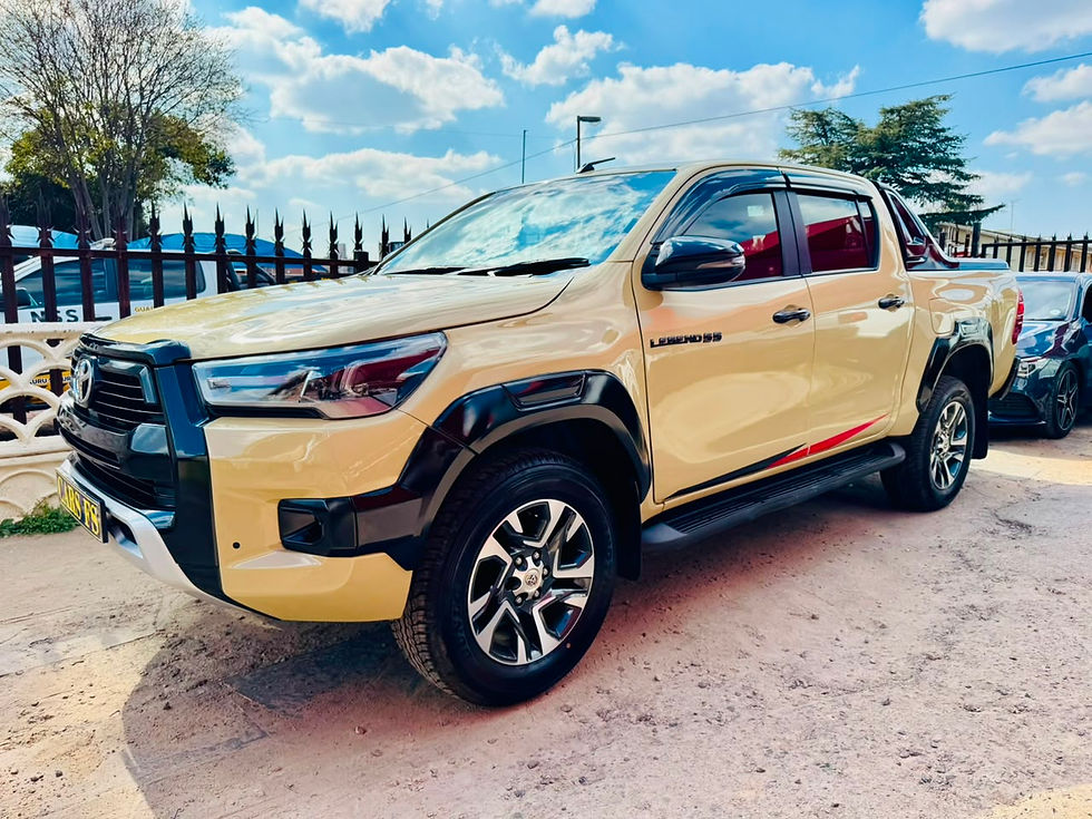 Thumbnail: 2025 Toyota Hilux 2.8GD-6 4x4: 90000km, FSH, Auto, Diesel.