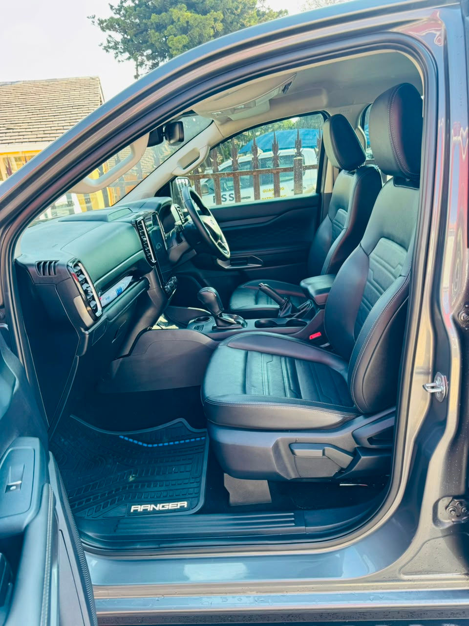 Thumbnail: 2025 Ford Ranger 2.0 XLT Sport: 32000km, FSH, Auto, Diesel.